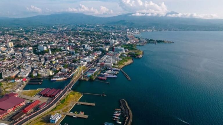Manado
