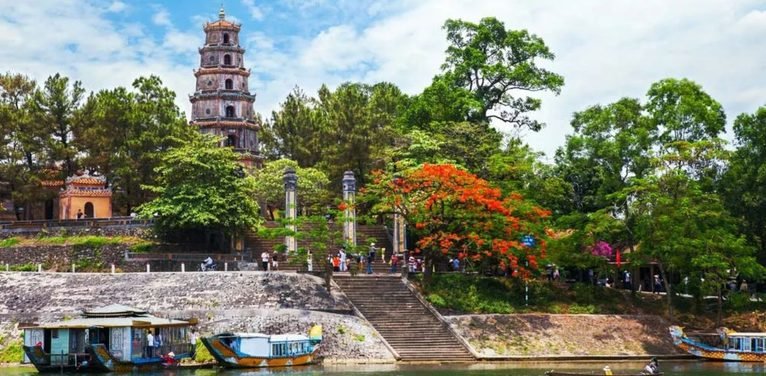 Huế