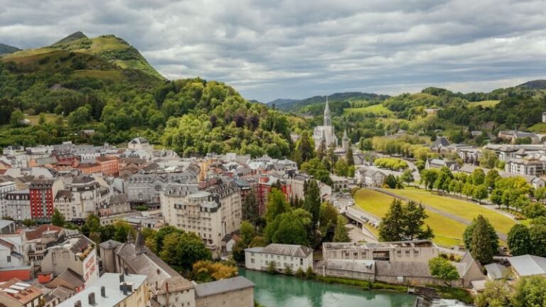 Lourdes